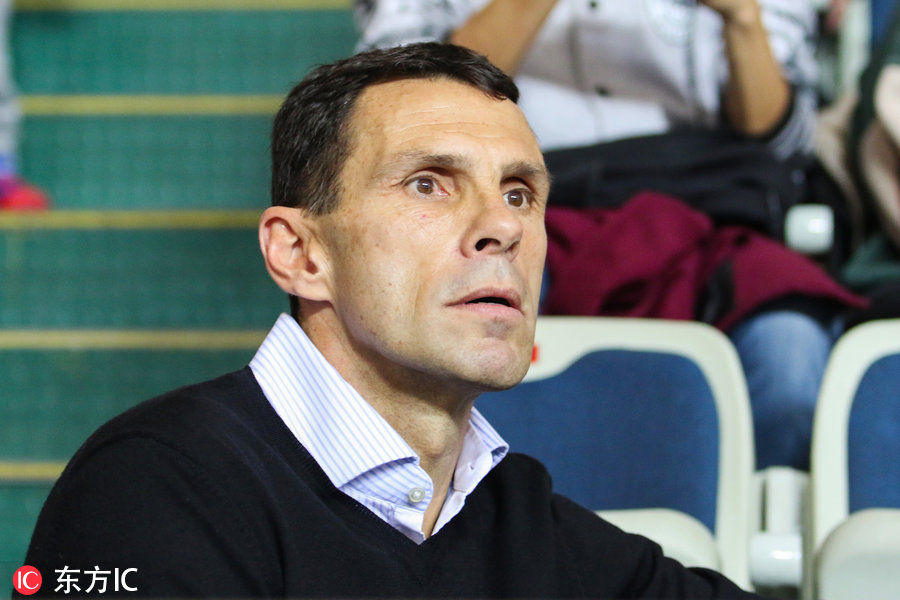 前申花主帅波耶特居然还在上海?看台观战哔哩哔哩男篮