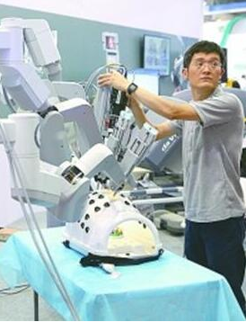 建立国际化开放型机器人利益共同体 ——来自世界机器人大会与会者的观察和思考 建立国际化开放型机器人利益共同体 ——来自世界机器人大会与会者的观察和思考