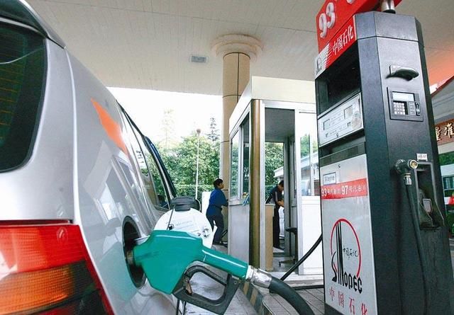 汽车发动机压缩比是怎么算的?压缩比越高动力