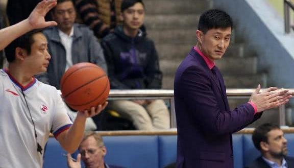 CBA:广东男篮主帅位置可能有变化!热身赛杜峰