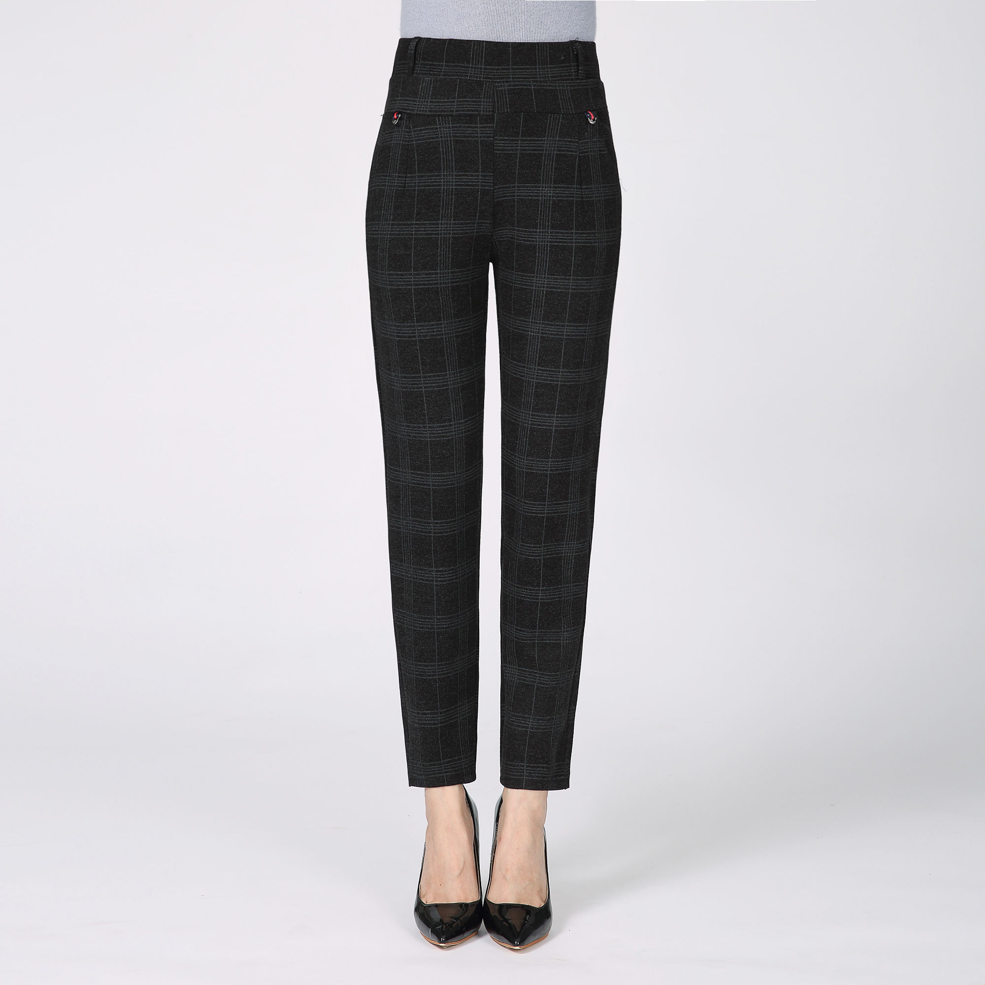 头次遇见如此洋气的长裤,什么秋裙、打底裤通