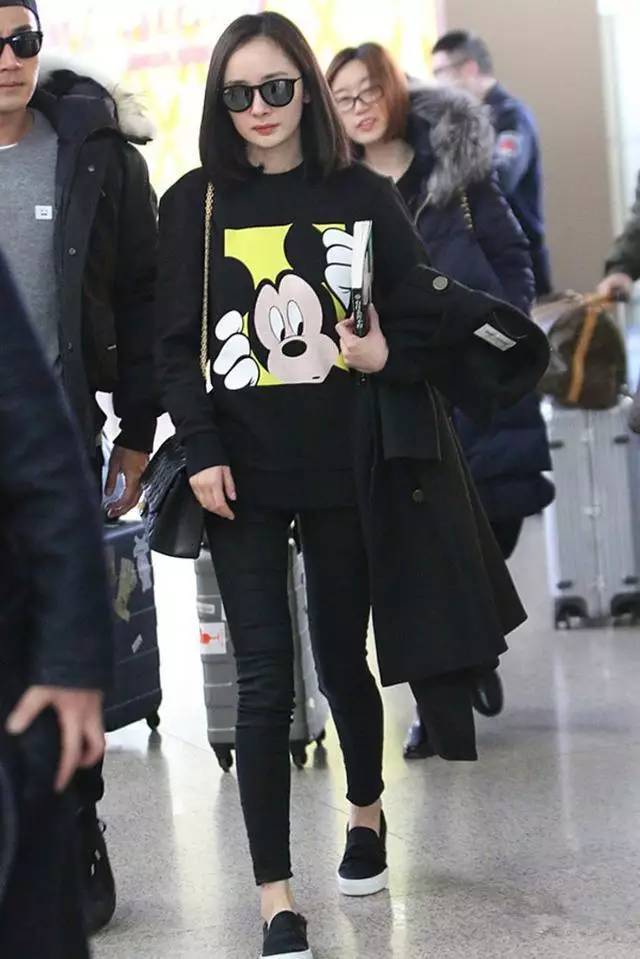 杨幂,唐嫣最爱的一脚蹬,你有一双吗?