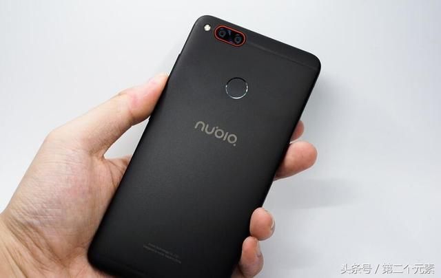 仅1099元,索尼双摄+全功能NFC,被忽略的实力