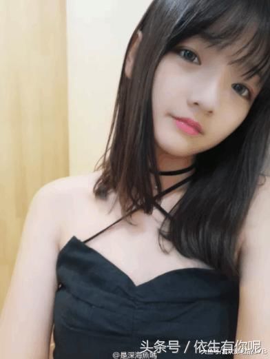 18岁女主播草粉!直播圈到底怎么了?