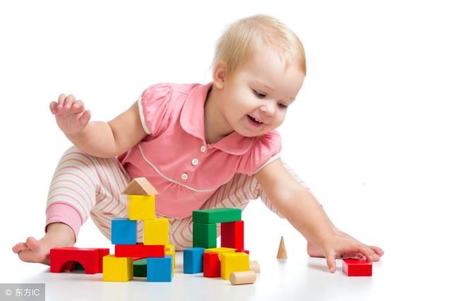 0-3岁宝宝智力发育标准,看看你家孩子达标了吗