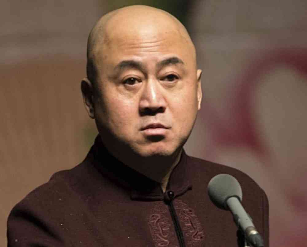 郭德纲:你做单口相声挣多钱?方清平的话让老郭