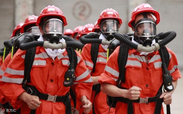 消防部队改革转隶后,将由现役体制向专业化、