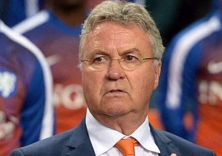 希丁克执教国奥年薪低于400万欧元 卡马乔事件