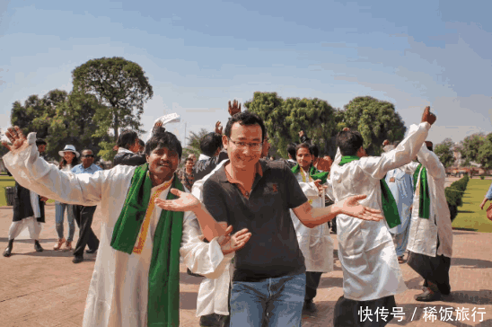 韩国人假扮中国人去巴基斯坦旅游,因多说了三