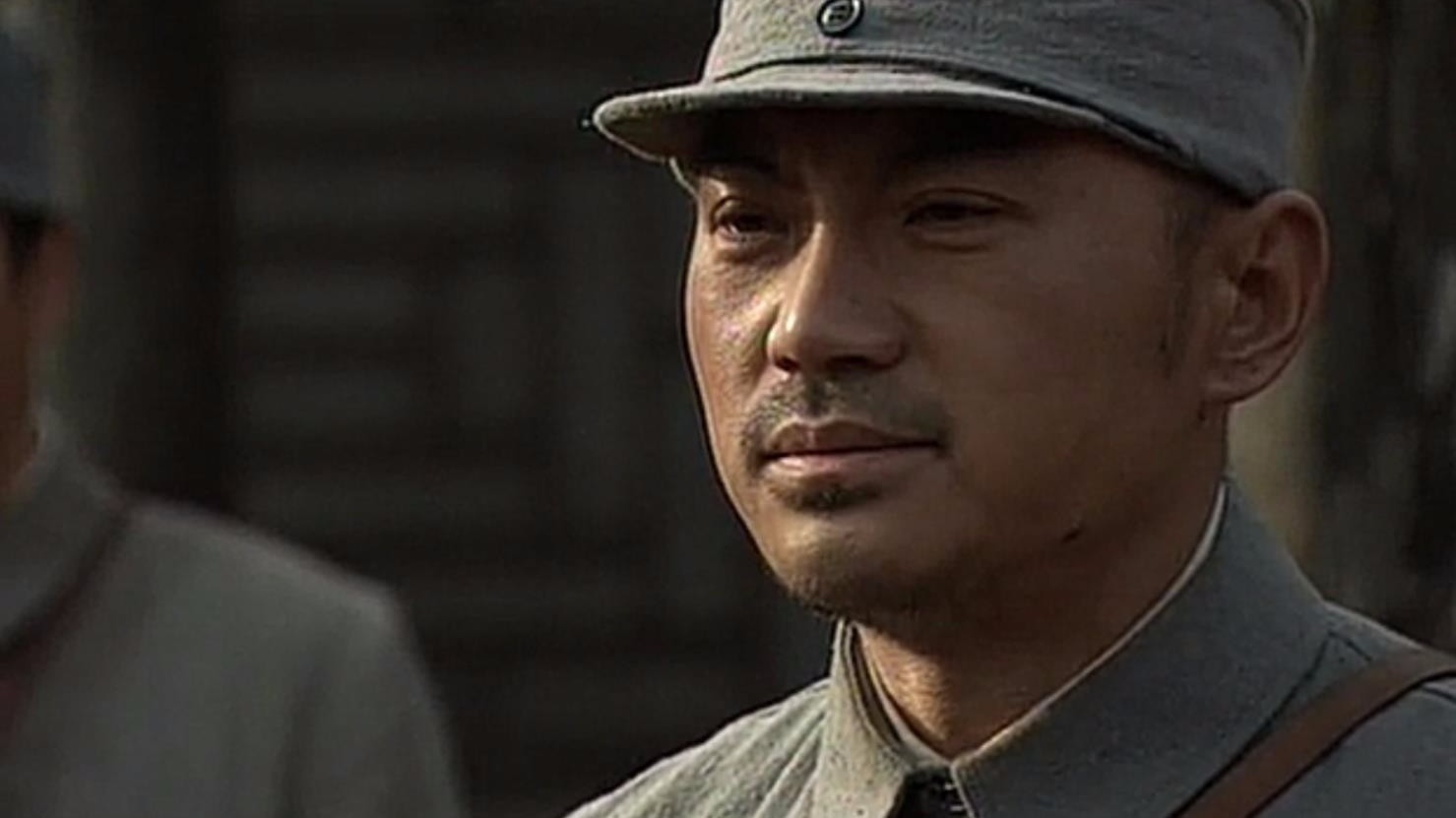 雪豹18_当时那个年代,你能想象八路军参谋长收老百姓的礼会