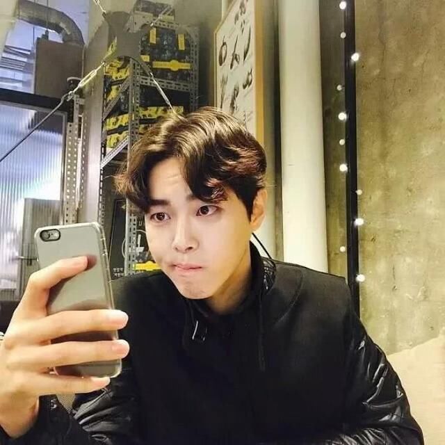 10个技巧学会跟女生聊天,不做话题终结者,男生