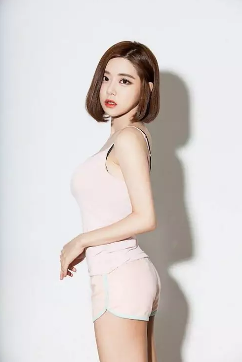 揭秘韩国女DJ的幕后生活