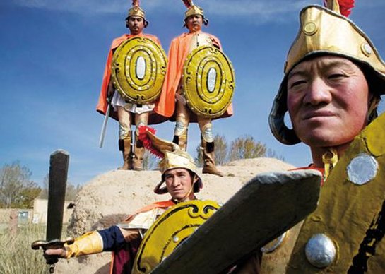 甘肃有个奇怪的村子,村民虽是汉族人,却一个个