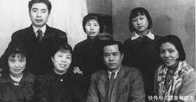 她是林彪前妻,离婚后无人敢娶,此少将说我敢娶