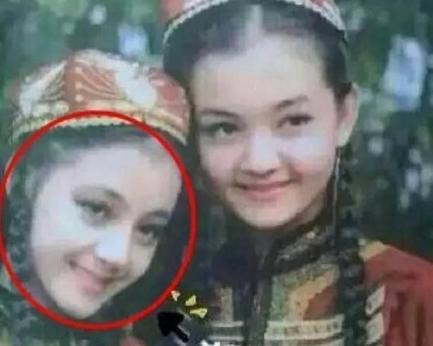 迪丽热巴年轻时候的照片曝光,网友:原来我们被