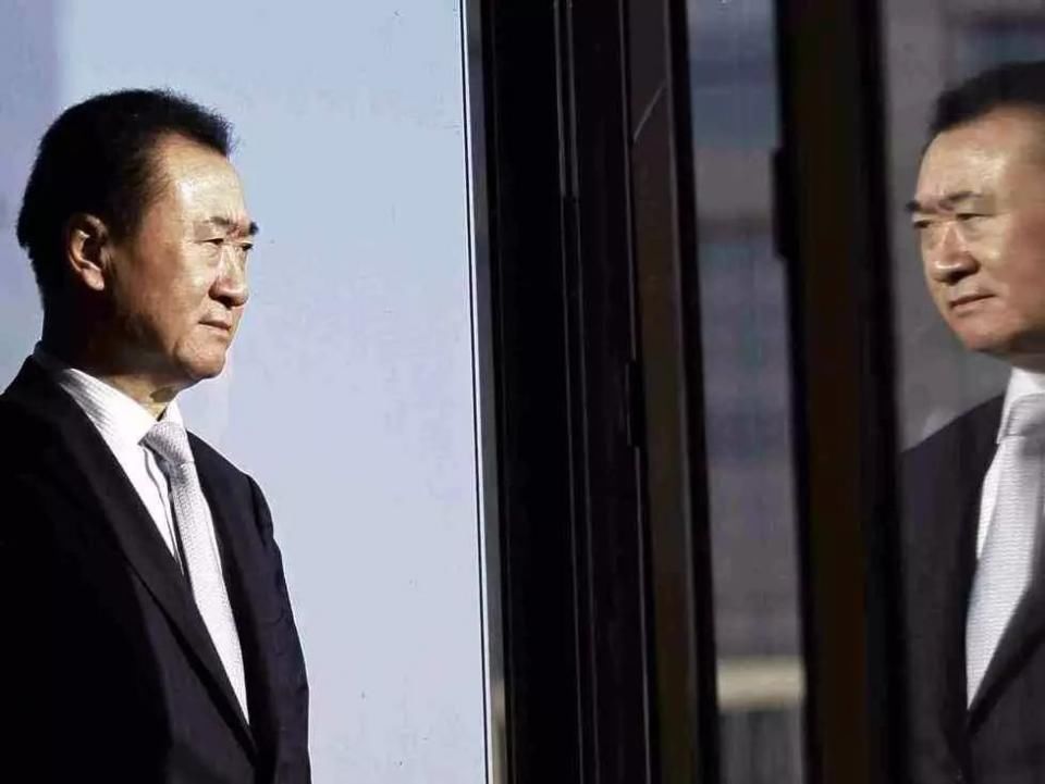 员工大规模被裁,股东相继退股,万达怎么了?