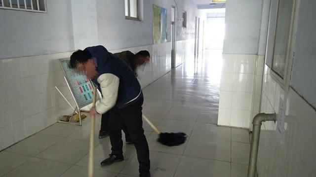 垛石司法所组织新入矫社区服刑人员学习教育与