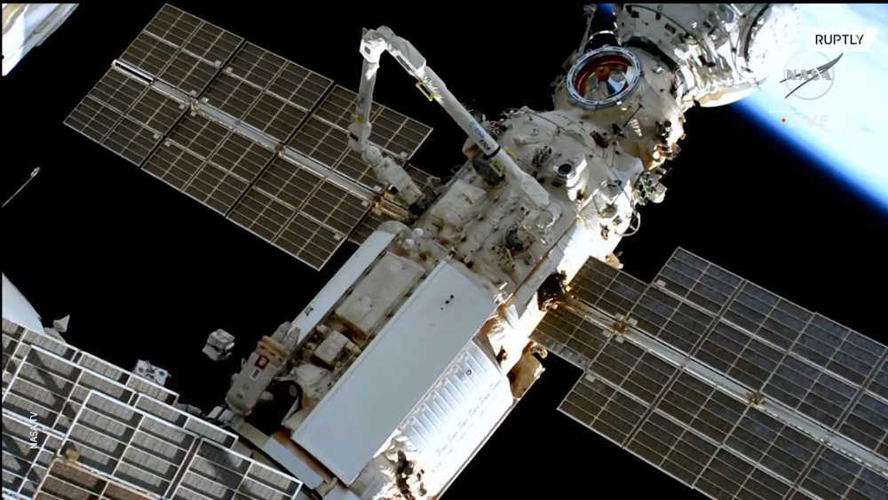 “你有两分钟时间回来”！因宇航服故障，俄宇航员提前结束太空行走