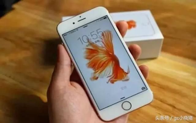 为什么很多果粉买得起苹果X,却还坚持用6s?答