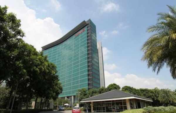 美国制裁华为碰到中国红线,苹果可能因而破产