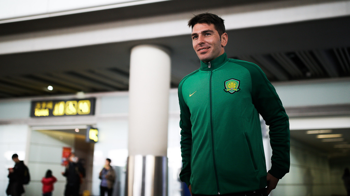 雄鸡唱晓:主场PK权健,您觉得国安有多少胜算? 雄鸡唱晓:主场PK权健,您觉得国安有多少胜算?