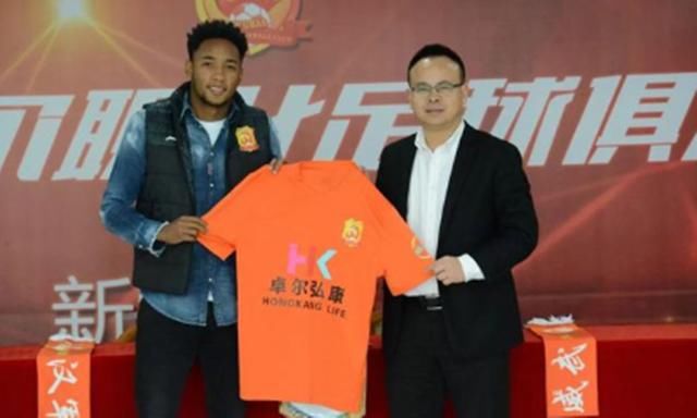 性价比外援加盟中甲,日本球迷:可惜了 拉斐尔:我