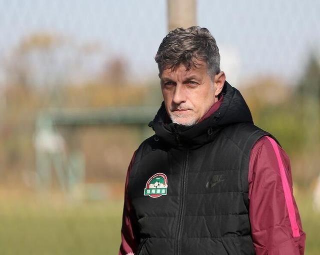 2018中超冬季转会汇总:重庆力帆官宣连签四内