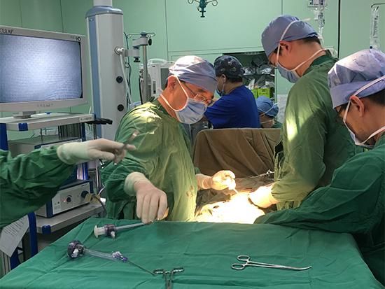 蒋清华院长赴北京大学首钢医院参观学习