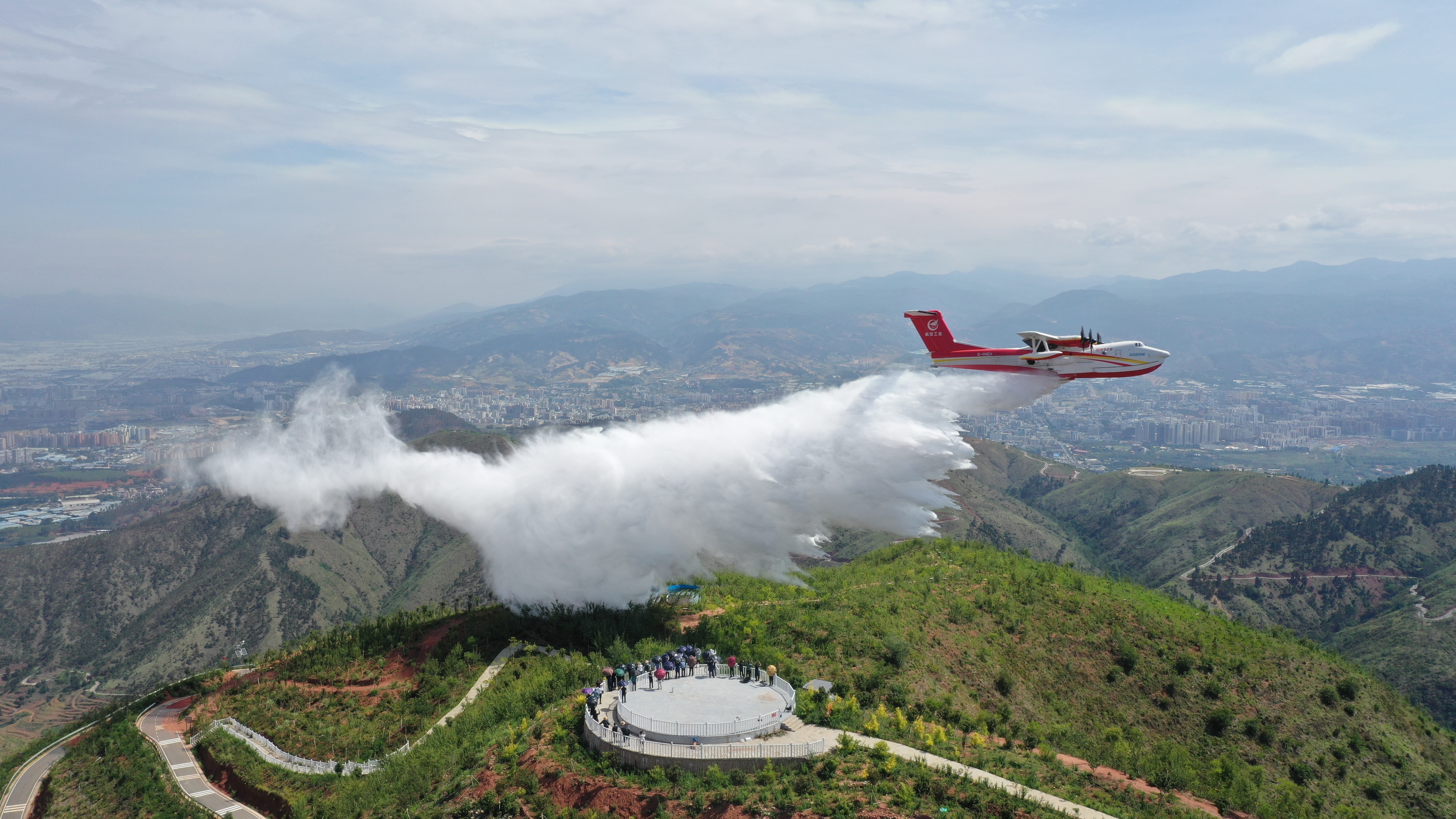 喜讯!国之重器“鲲龙”AG600已具备执行灭火任务能力 喜讯!国之重器“鲲龙”AG600已具备执行灭火任务能力