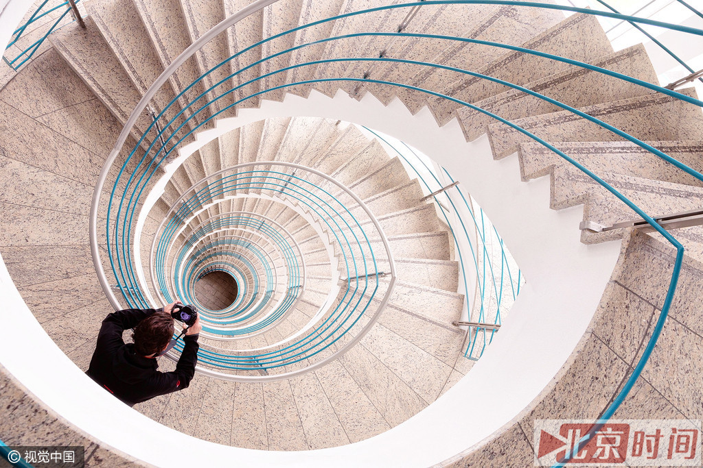 Romina Kutlesa拍摄的楼梯。