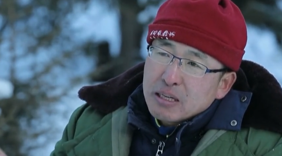 首届中国全媒体公益年会:《自然守望者》第二集《雪野狼踪》 首届中国全媒体公益年会:《自然守望者》第二集《雪野狼踪》