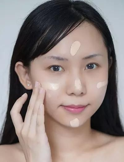 新手化妆不要怕,3款简单日常淡妆化妆教程