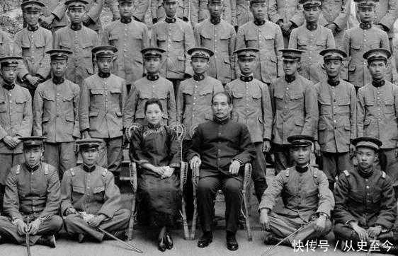 国民党与鬼子打了14年, 为何3年就被赶到台湾