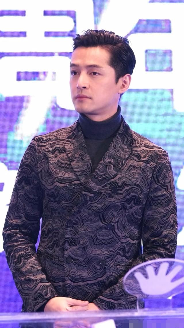 南胡北赵上春晚,胡歌赵丽颖要首次合作?网友: