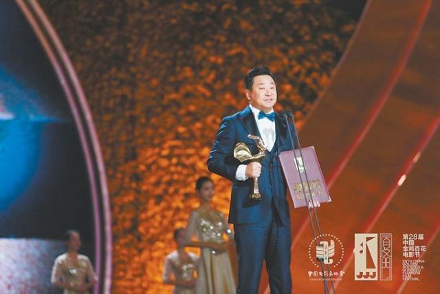第28届金鸡百花电影节落幕(附完整获奖名单)(图2) 第28届金鸡百花电影节落幕(附完整获奖名单)(图2)