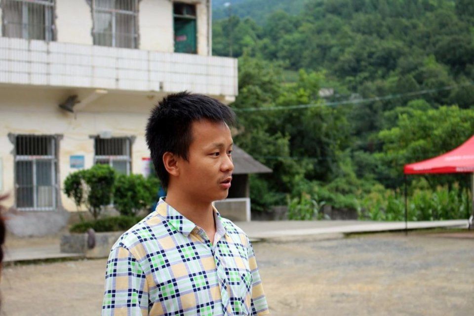 正荣公益招募大学生志愿者!巴东支教筑梦无悔