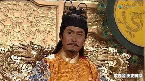 明成祖朱棣很想废黜太子,大臣只说了三个字,立