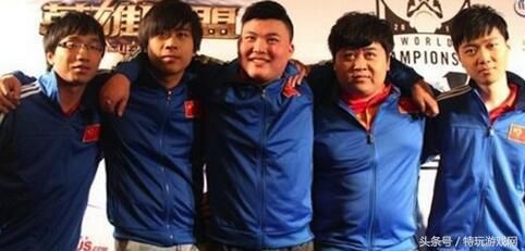 S4 UZI怒冲国服第一只为换五五开复出 最后只