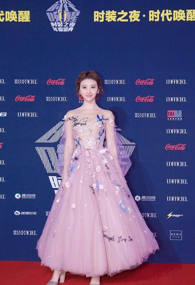 女明星穿不穿秋裤,景甜给出了我们答案 没有秋