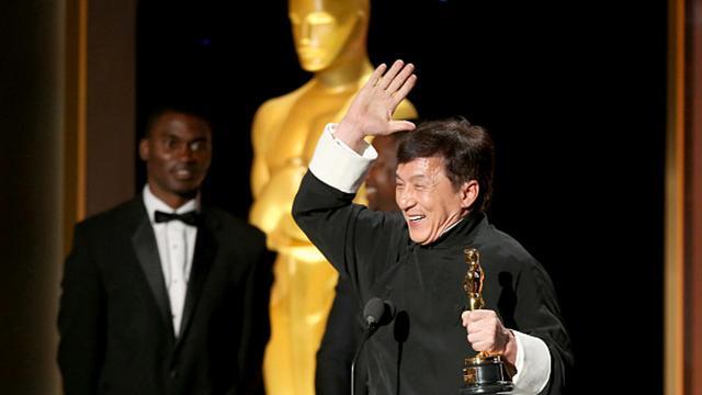 成龙喜获奥斯卡终身成就奖 梦想终成真