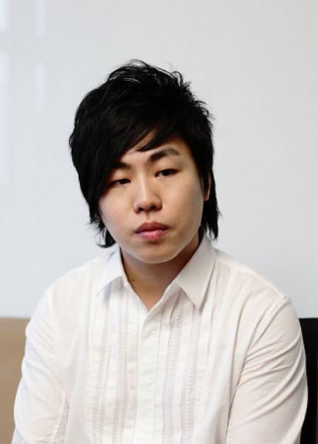 胡彦斌暗讽郑爽父女是粪坑 郑成华觉得杨洋可以考虑