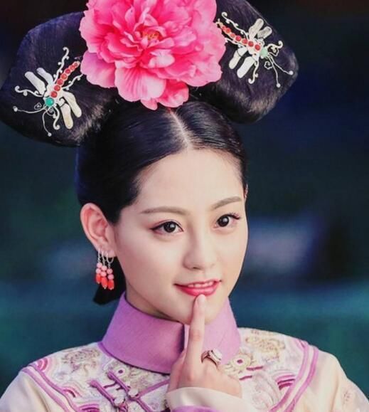 杨幂旗下女艺人越来越多,谁会成为下一个热巴