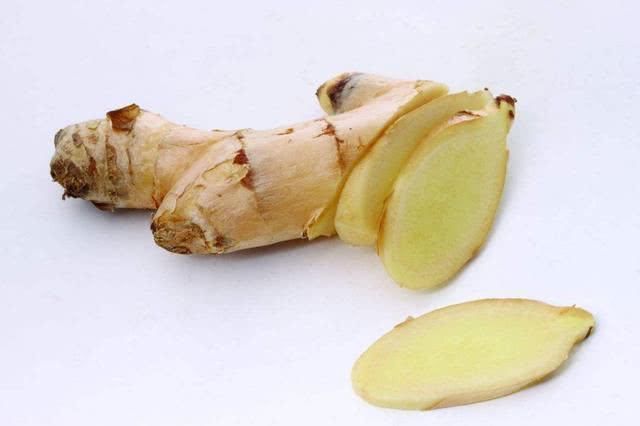 生姜贴肚脐究竟有什么用处?