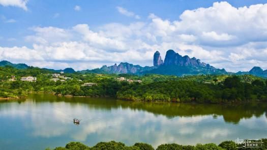 桂平石龙至樟木公路建设公示,全长58公里,双向