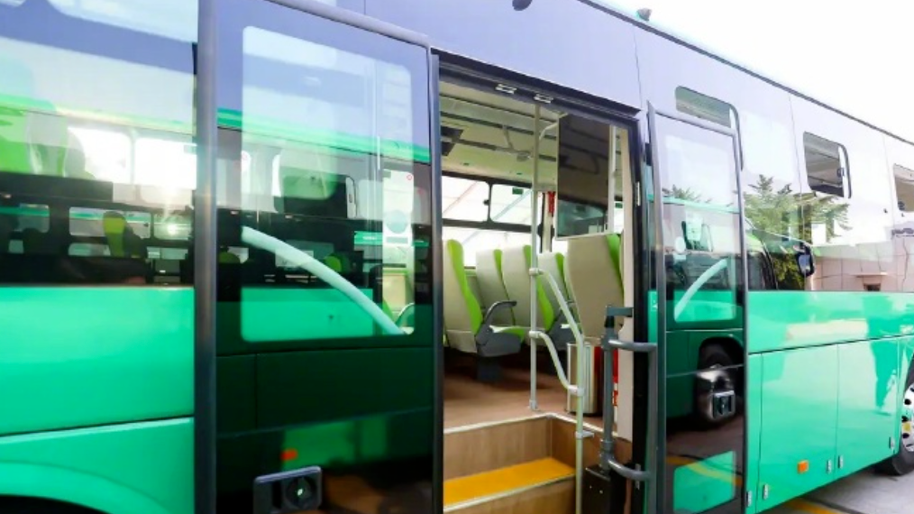 北京通学公交准点率达100%,“二代”通学公交还有这些小秘密 北京通学公交准点率达100%,“二代”通学公交还有这些小秘密