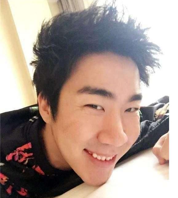 LOL:什么是巨型九头秀?死猪不怕开水烫,你越烫