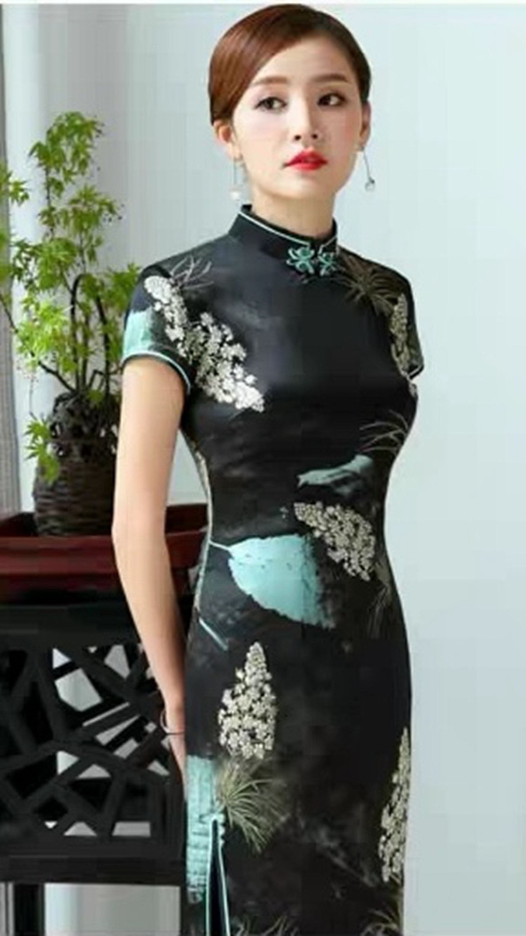 夏季新款日常真丝旗袍裙,中长款晚礼服,深色印