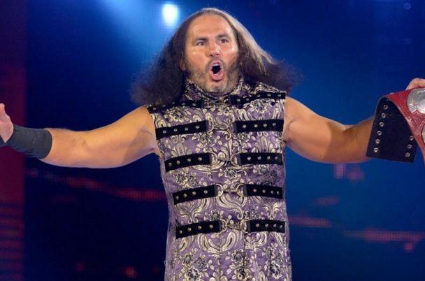 他和霍利菲尔德打过拳,曾因家暴被拘留!如今浑