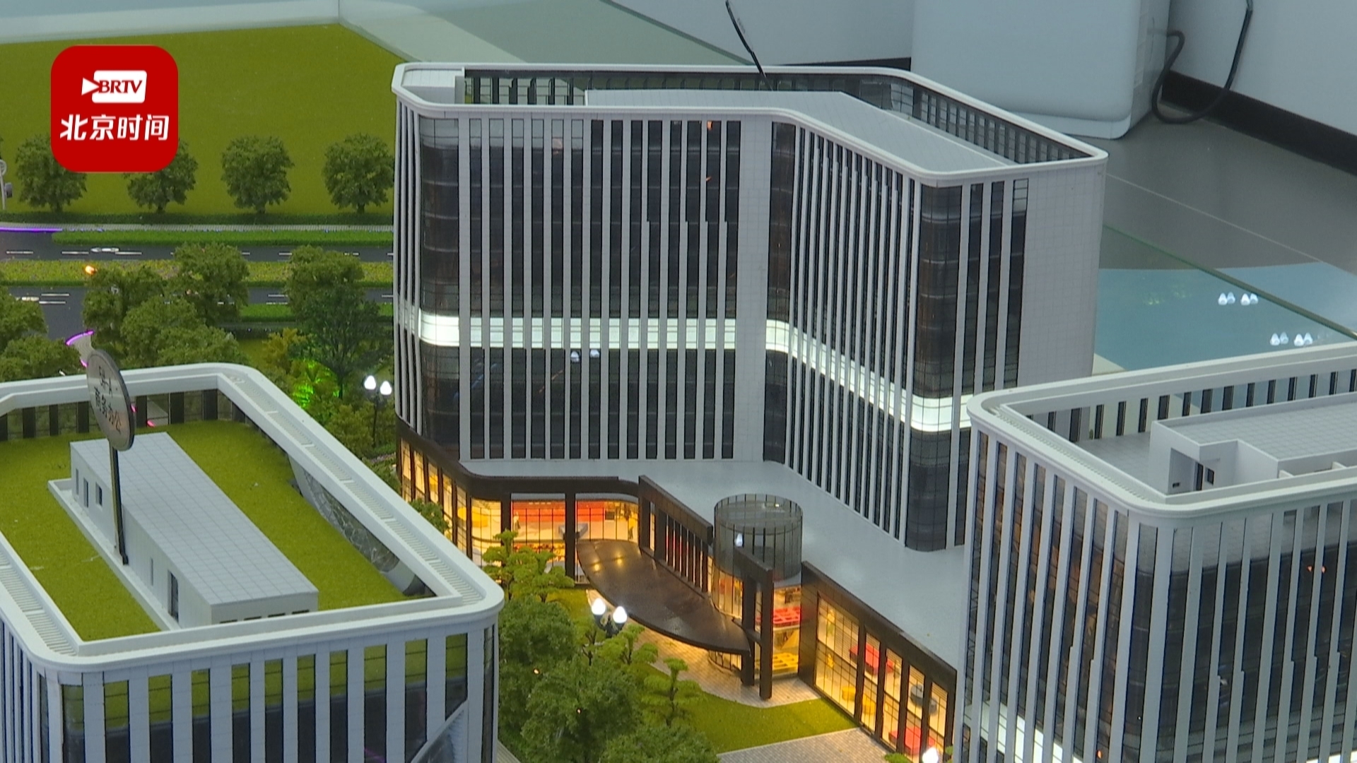 北京南城即将崛起消费新地标!大兴机场临空经济区三大项目今年亮相 北京南城即将崛起消费新地标!大兴机场临空经济区三大项目今年亮相