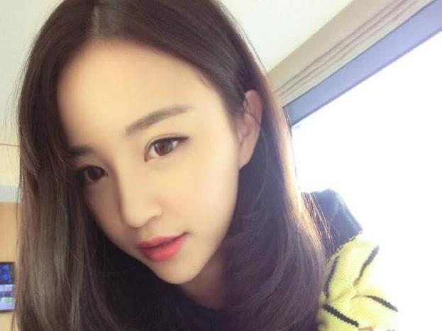 王思聪谈过的女朋友个个颜值逆天,唯有她却辣